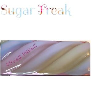 3 for $35 SUGAR FREAK EYESHADOW PALETTE • Mauves